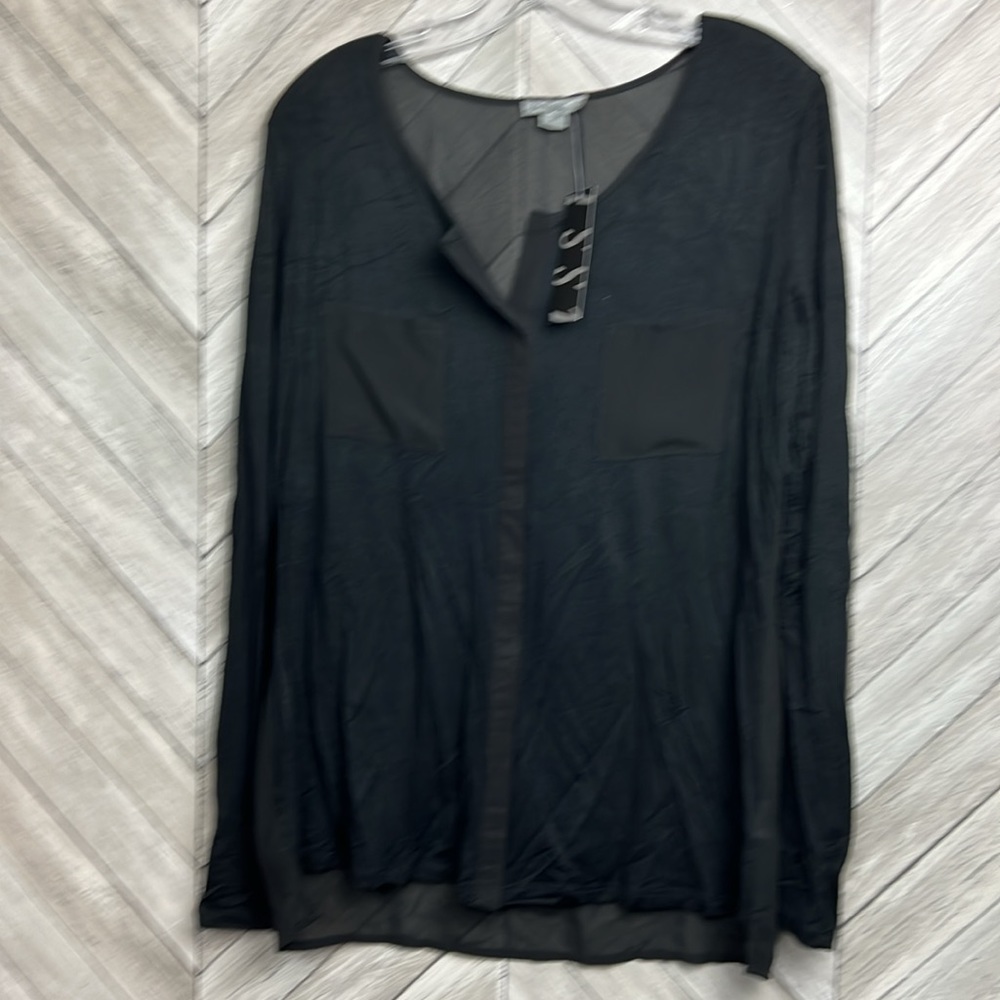 NWT Issi Black long sleeve with sheer back and pockets medium
